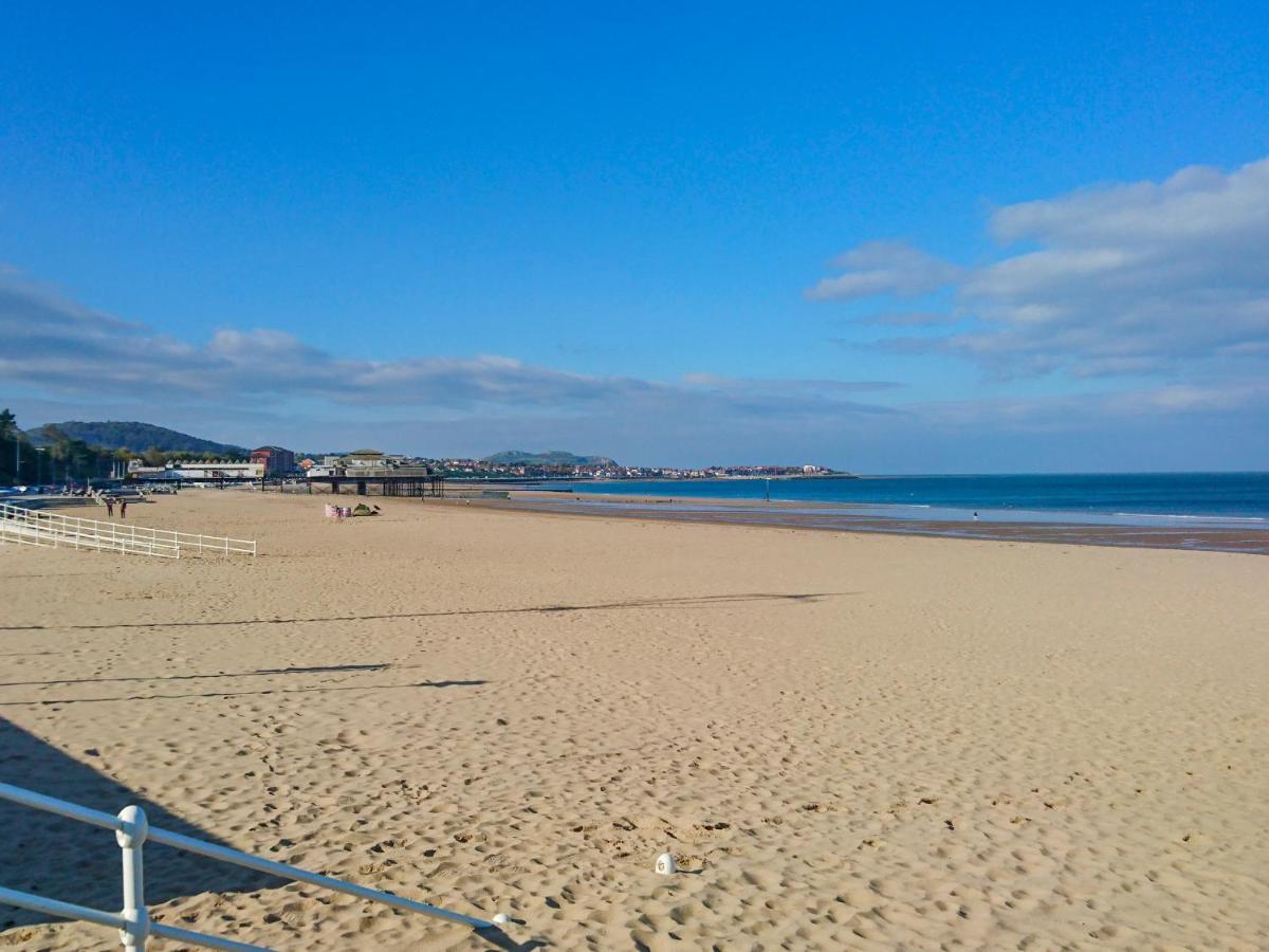 39 Alwen Drive Daire Rhôs-on-Sea Dış mekan fotoğraf